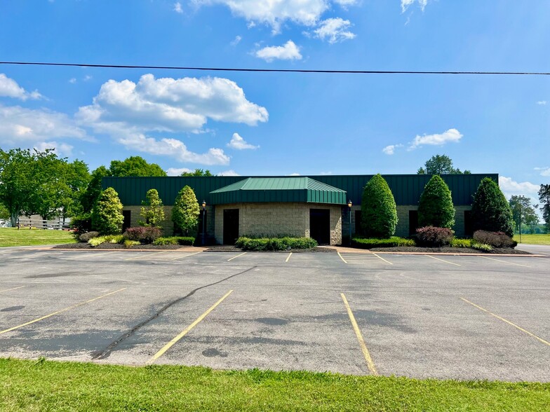 5760 Old Lebanon Dirt Rd, Mount Juliet, TN for lease - Building Photo - Image 1 of 7