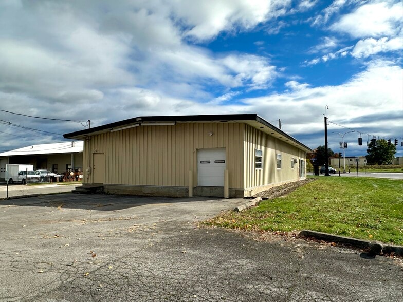 430 Catherine St, Utica, NY for sale - Building Photo - Image 3 of 4