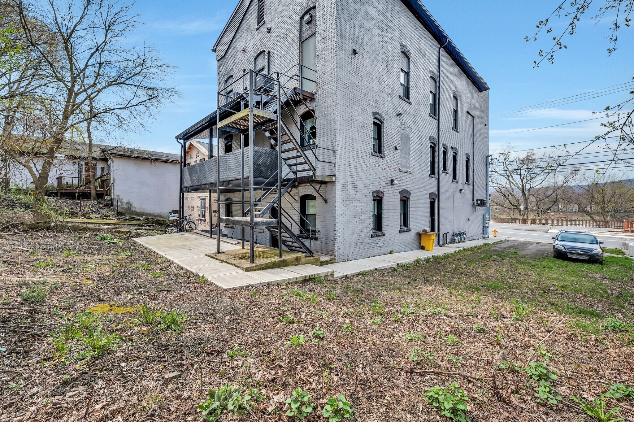 183 N Main St, Pittston, PA for sale Primary Photo- Image 1 of 1