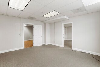 138-140 W Washington St, Hagerstown, MD for lease Interior Photo- Image 2 of 3