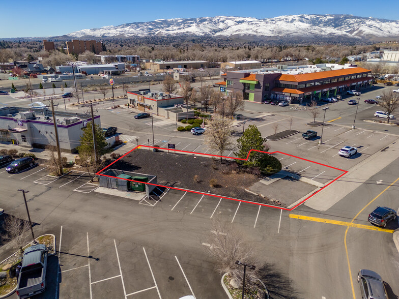 W 4th St, Reno, NV for lease - Building Photo - Image 2 of 5