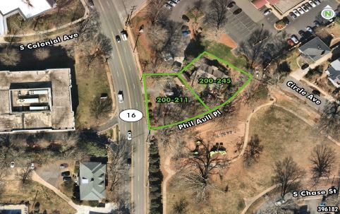 204 Phil Aull Pl, Charlotte, NC for sale - Primary Photo - Image 1 of 2