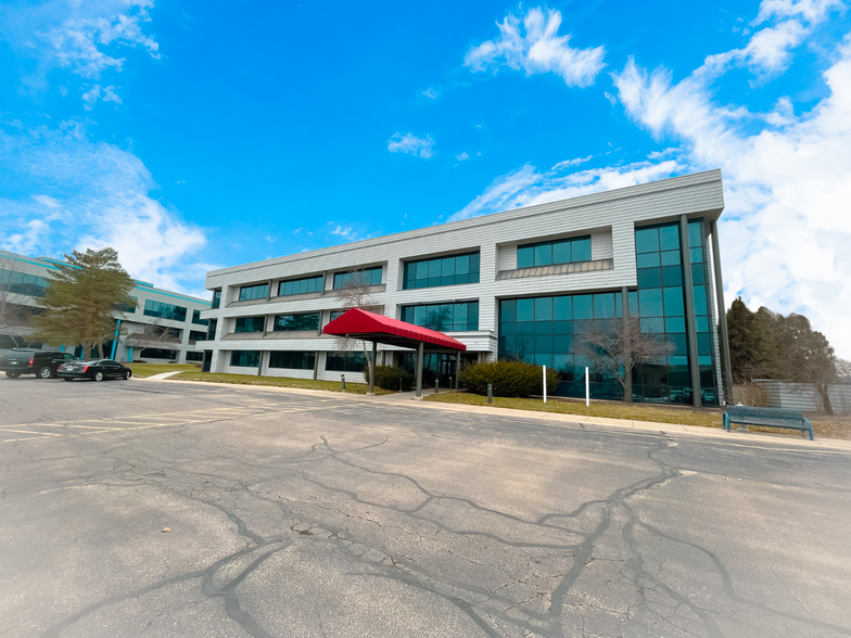 2917 International Ln, Madison, WI for sale - Building Photo - Image 1 of 4