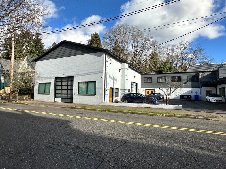 726-728 SE 20th Ave, Portland, OR for lease - Building Photo - Image 2 of 4