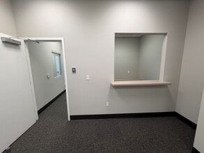 6085 W Twain Ave, Las Vegas, NV for lease Interior Photo- Image 2 of 17