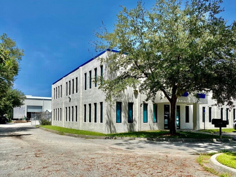 3401 N Courtenay Pkwy, Merritt Island, FL for sale - Building Photo - Image 1 of 1