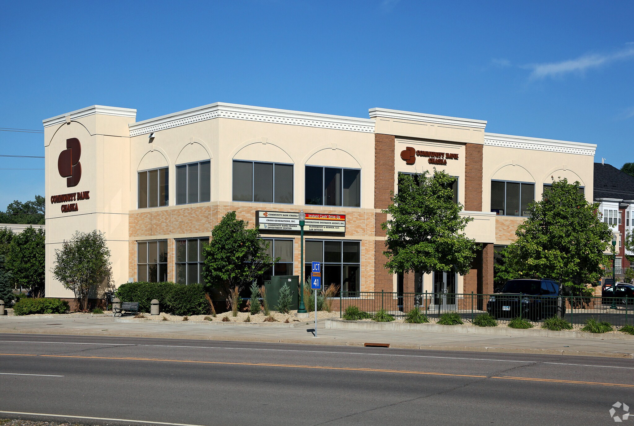 706 Walnut St N, Chaska, MN for sale Primary Photo- Image 1 of 1