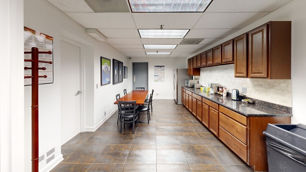 3501 Woodhead Dr, Northbrook, IL for lease - Matterport 3D Scan - Image 1 of 21