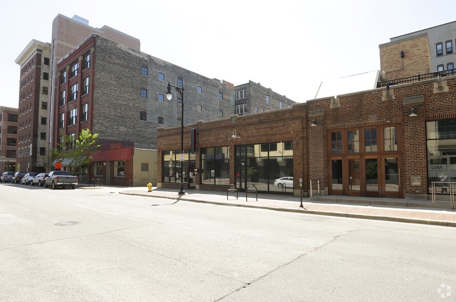 53 Commerce Ave SW, Grand Rapids, MI for sale - Primary Photo - Image 1 of 1