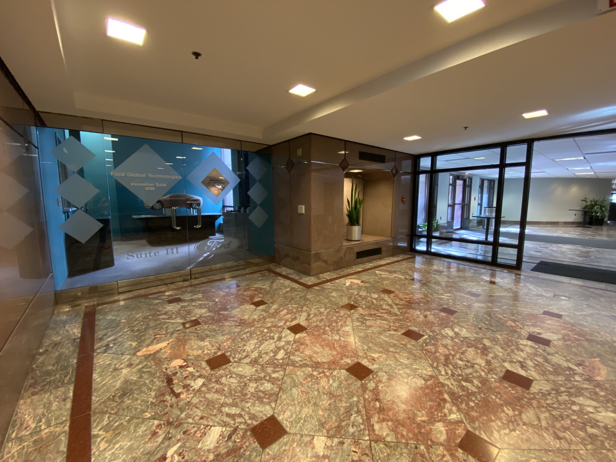 290 Town Center Dr, Dearborn, MI for lease Interior Photo- Image 1 of 7