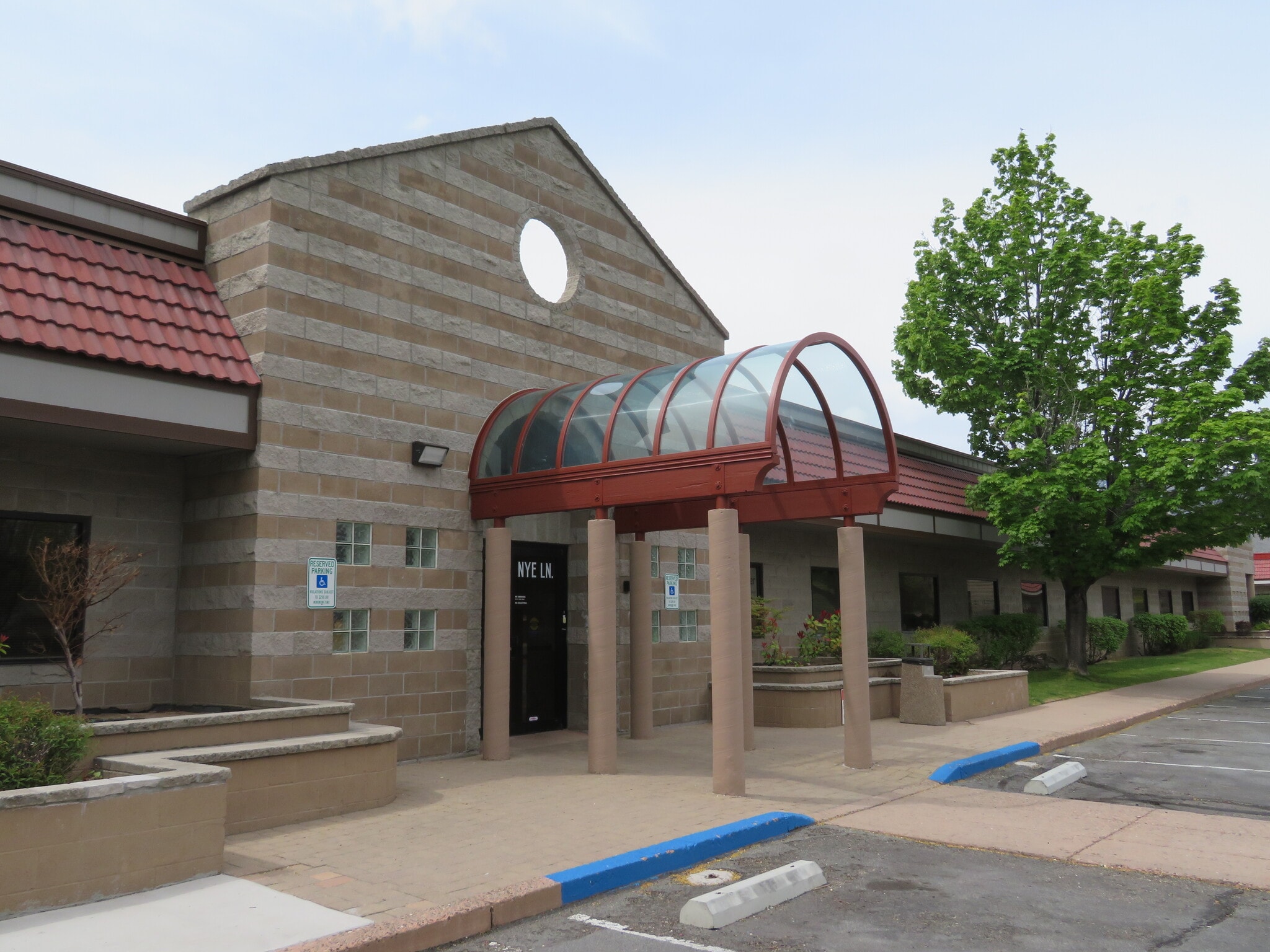 123 W Nye Ln, Carson City, NV for lease Building Photo- Image 1 of 13