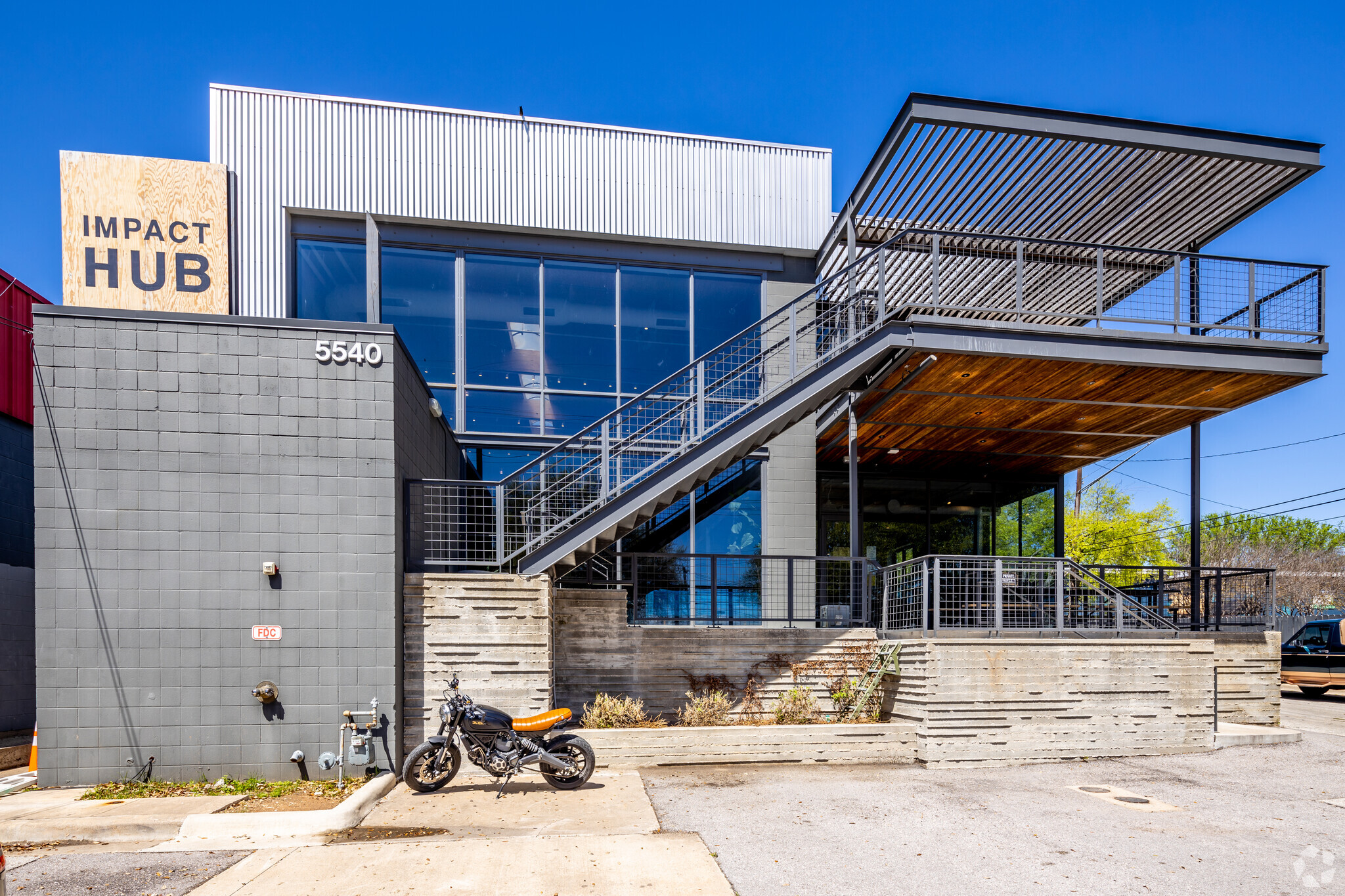 5540 N Lamar Blvd, Austin, TX for lease Primary Photo- Image 1 of 16