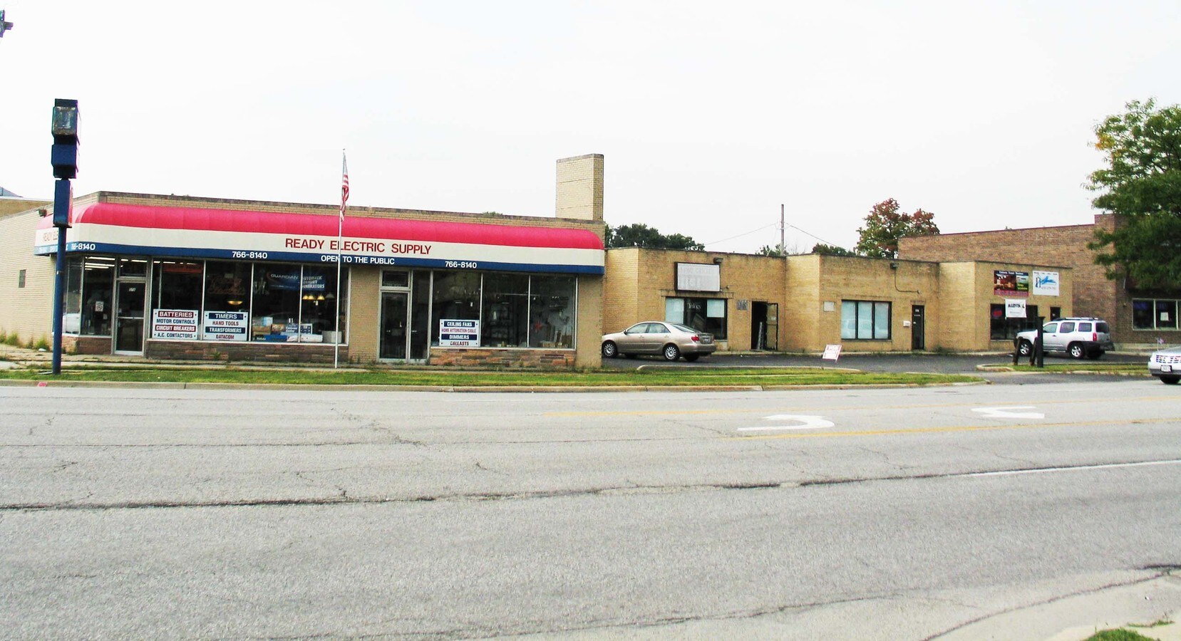 364376 E Irving Park Rd, Wood Dale, IL 60191