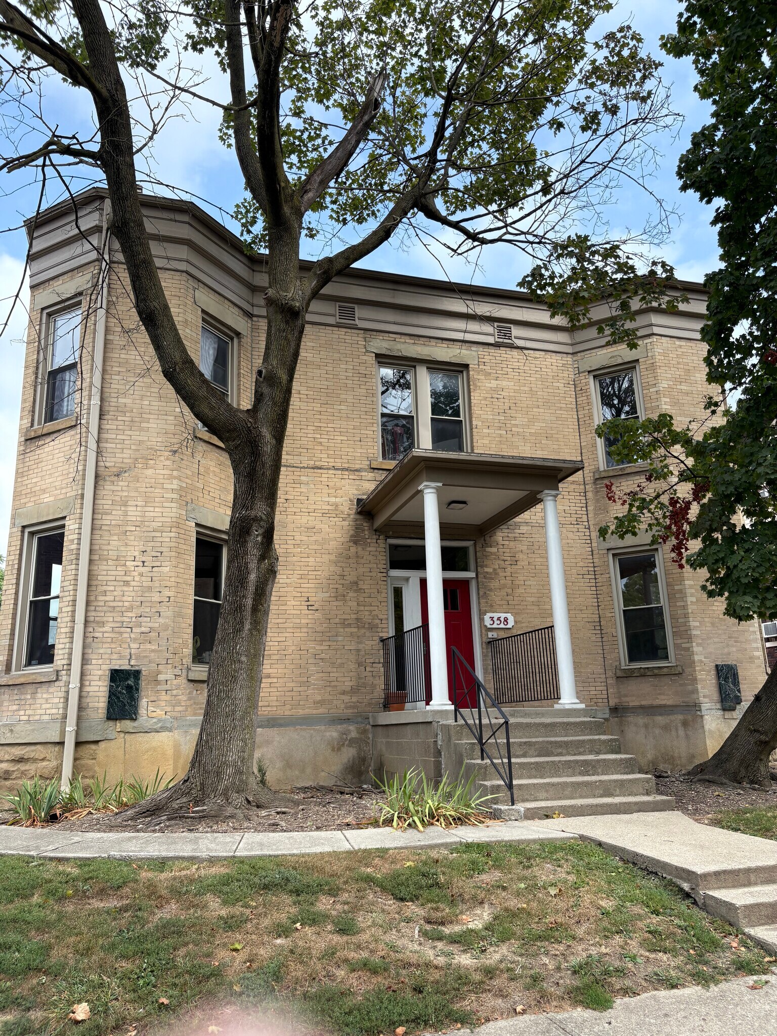 358 E 15th Ave, Columbus, OH for sale Primary Photo- Image 1 of 2