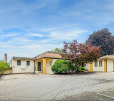 20 North Rd, Bedford MA - Live-Work Space