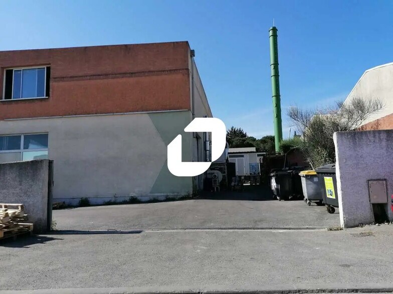 Flex in Vendargues for lease - Building Photo - Image 2 of 11
