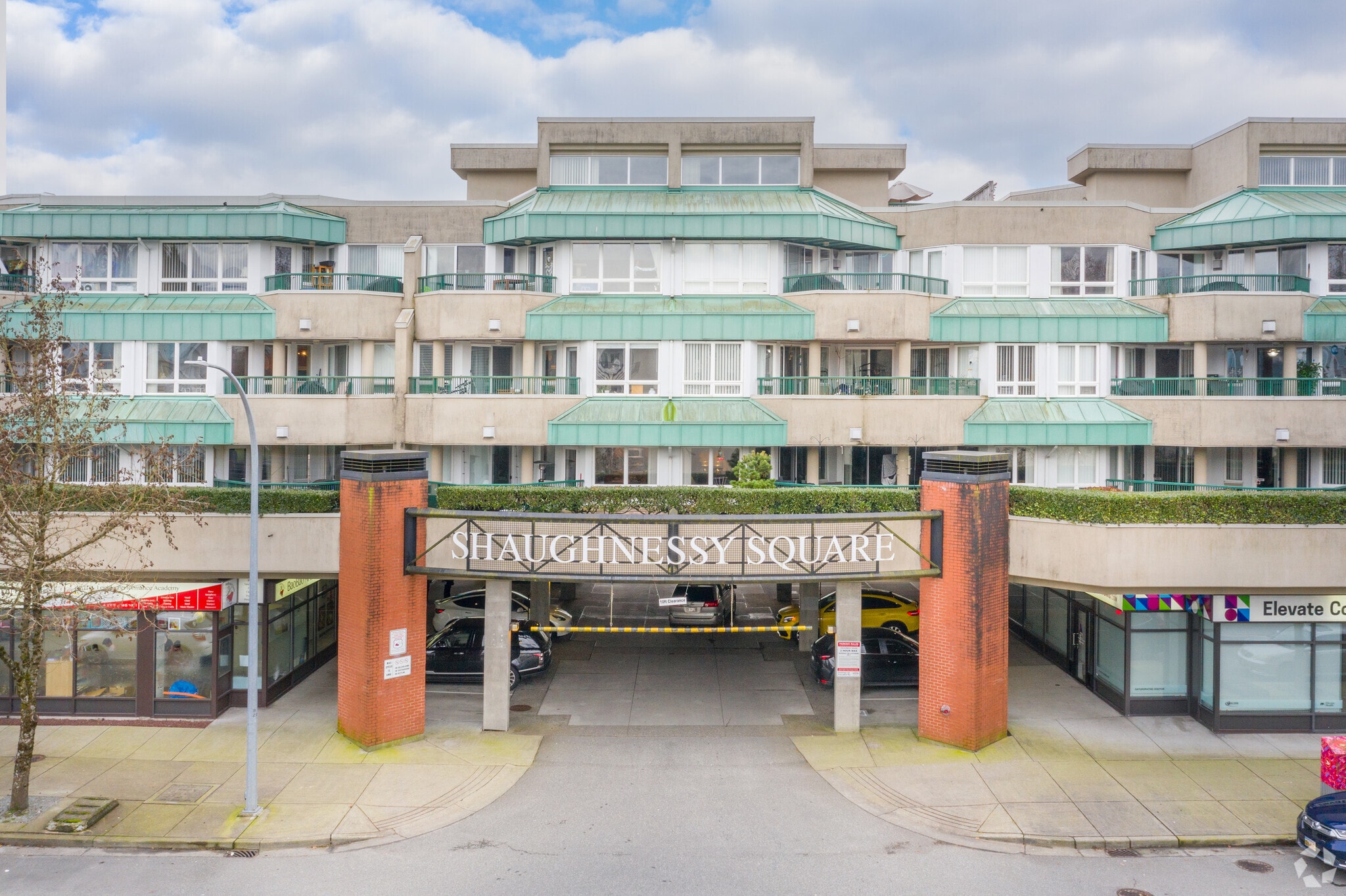 2099 Lougheed Hwy, Port Coquitlam, BC V3B 1A8 Shaughnessy Square (Retail) 2099 Lougheed Hwy, Port Coquitlam, BC V3B 1A8 Shaughnessy Square (Retail)