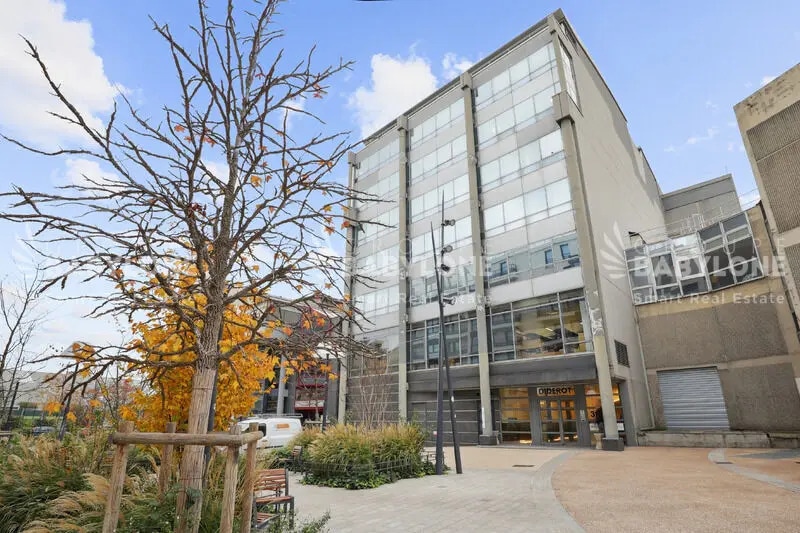 Office in Issy-les-Moulineaux for sale - Building Photo - Image 1 of 15