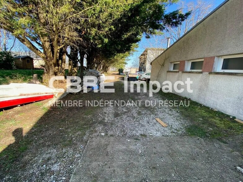 Flex in Darois for lease - Building Photo - Image 2 of 6