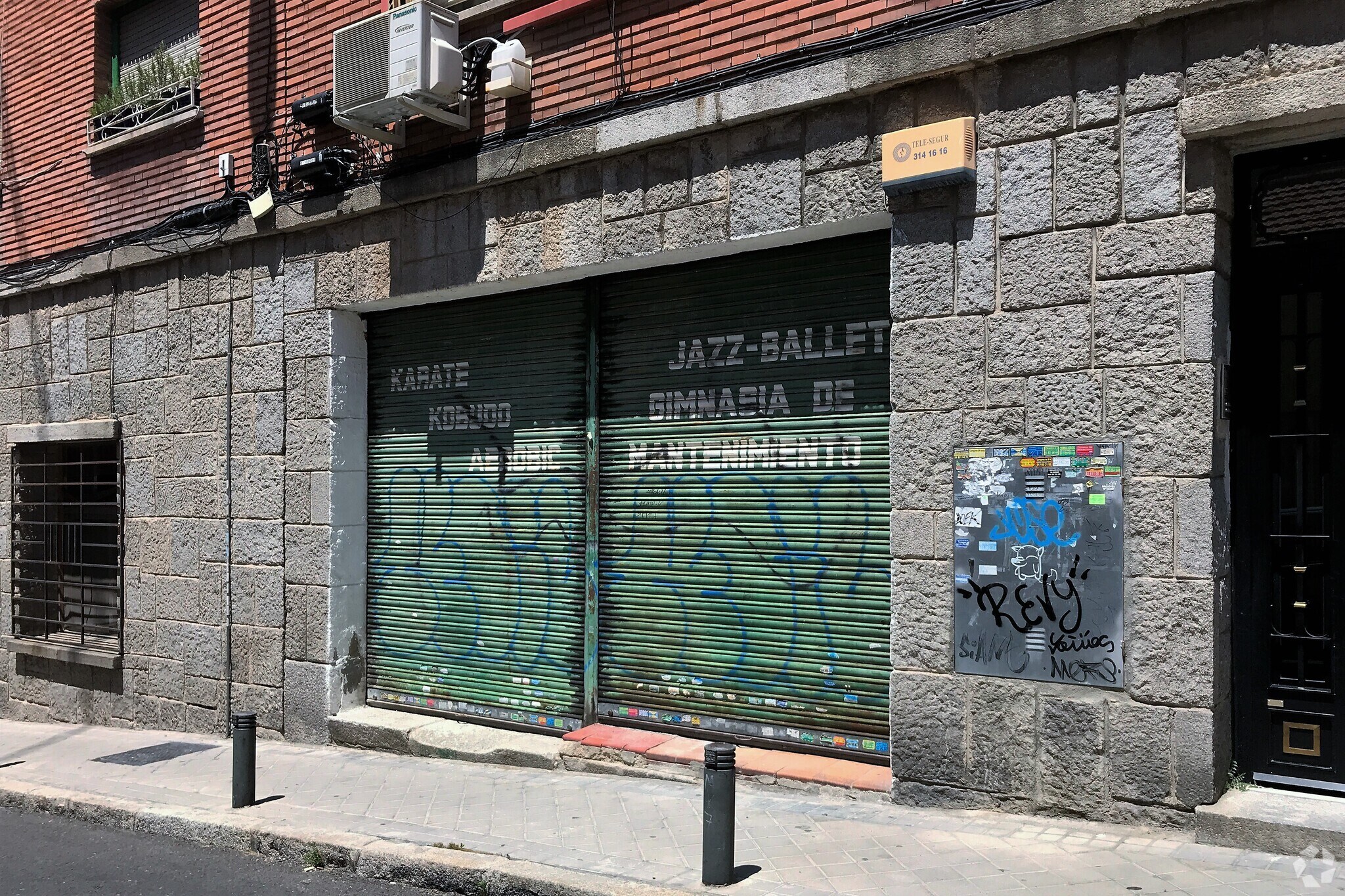 in Madrid, Madrid for sale Building Photo- Image 1 of 1