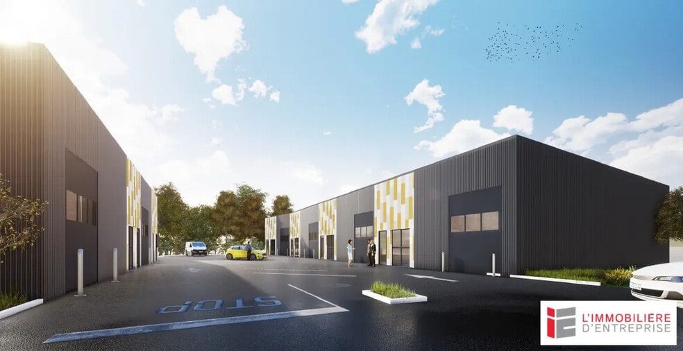 Flex in Pleumeleuc for sale - Building Photo - Image 1 of 2