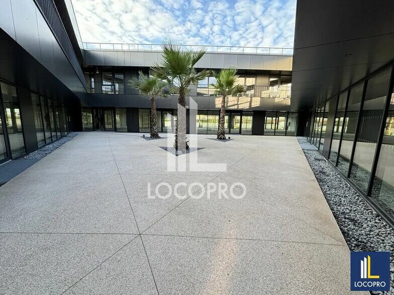 Retail in Puget-sur-Argens for sale - Building Photo - Image 3 of 5