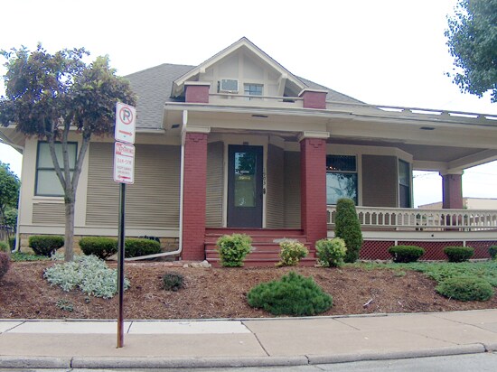 1903 Pershing Ave, Davenport, IA for sale Building Photo- Image 1 of 1