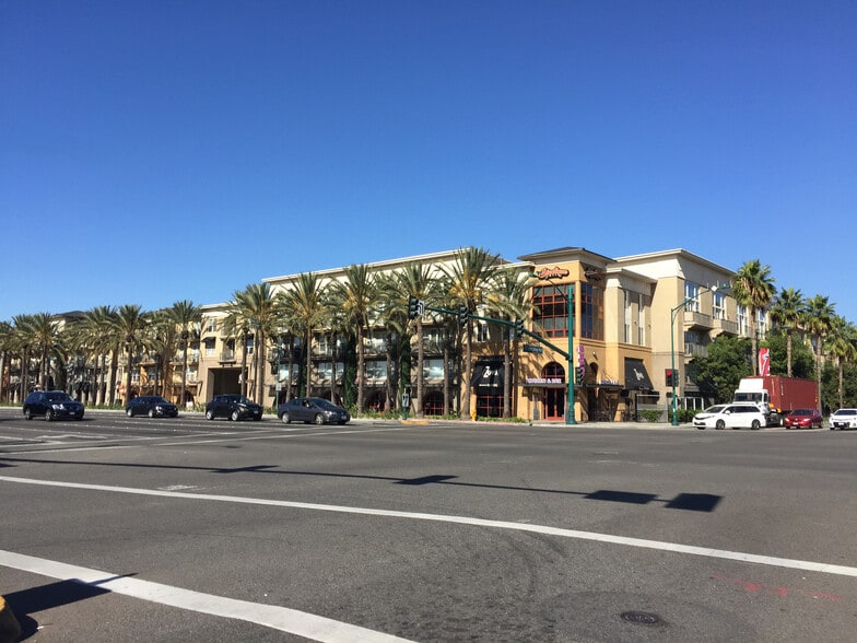 1801 E Katella Ave, Anaheim, CA for lease - Building Photo - Image 1 of 3