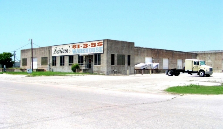 202 SE D Ave, Lawton, OK for sale Building Photo- Image 1 of 1