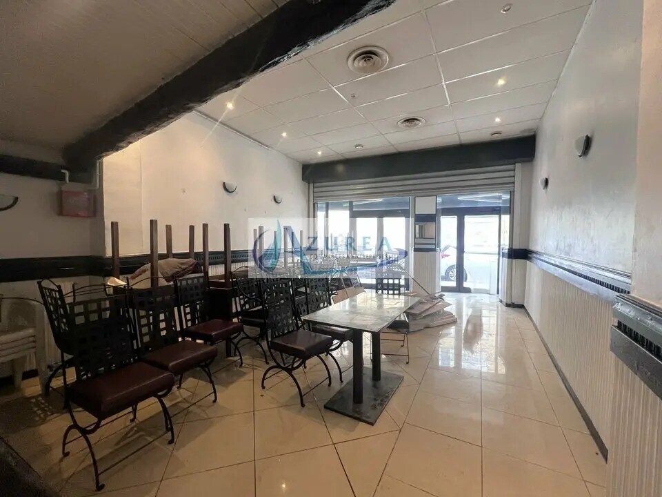 Retail in Nice for sale Interior Photo- Image 1 of 13