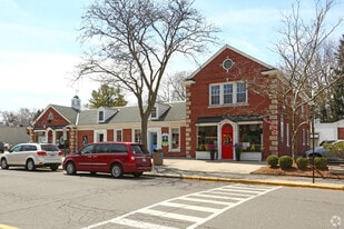 377 Fisher Rd, Grosse Pointe Farms MI - Storefront Property