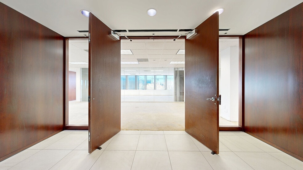 17755 US Highway 19, Clearwater, FL for lease - Matterport 3D Scan - Image 3 of 14