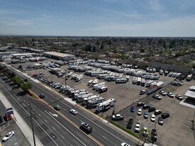 222 & 248 E. Kettleman Lane Lane, Lodi CA - Drive Through Restaurant