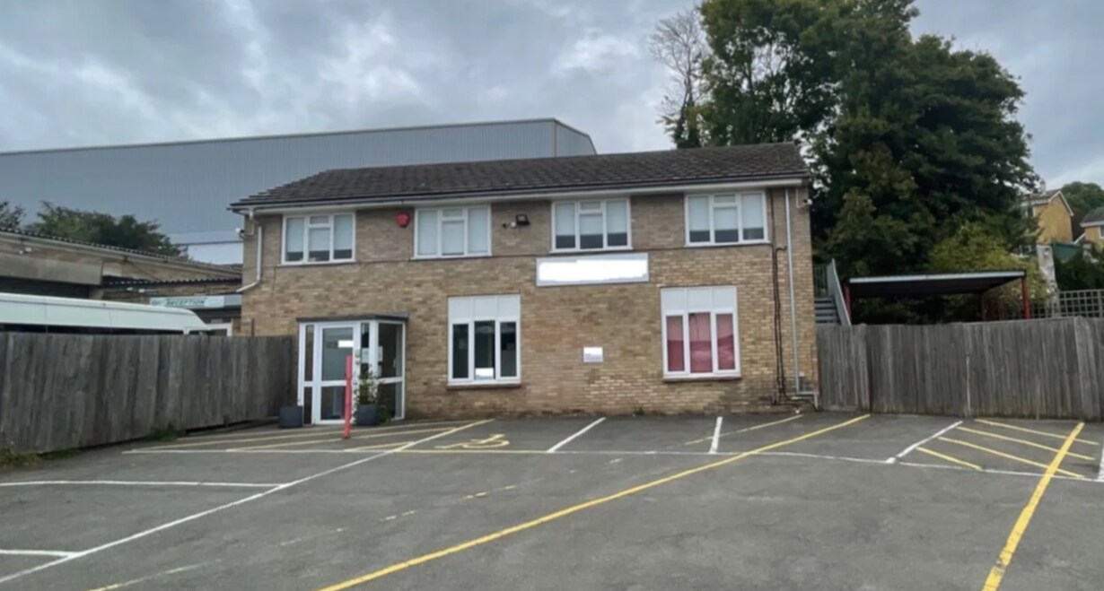 Kings Way, Folkestone, CT19 5DS