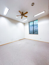 8100 Ohio River Blvd, Emsworth, PA for lease Interior Photo- Image 2 of 48