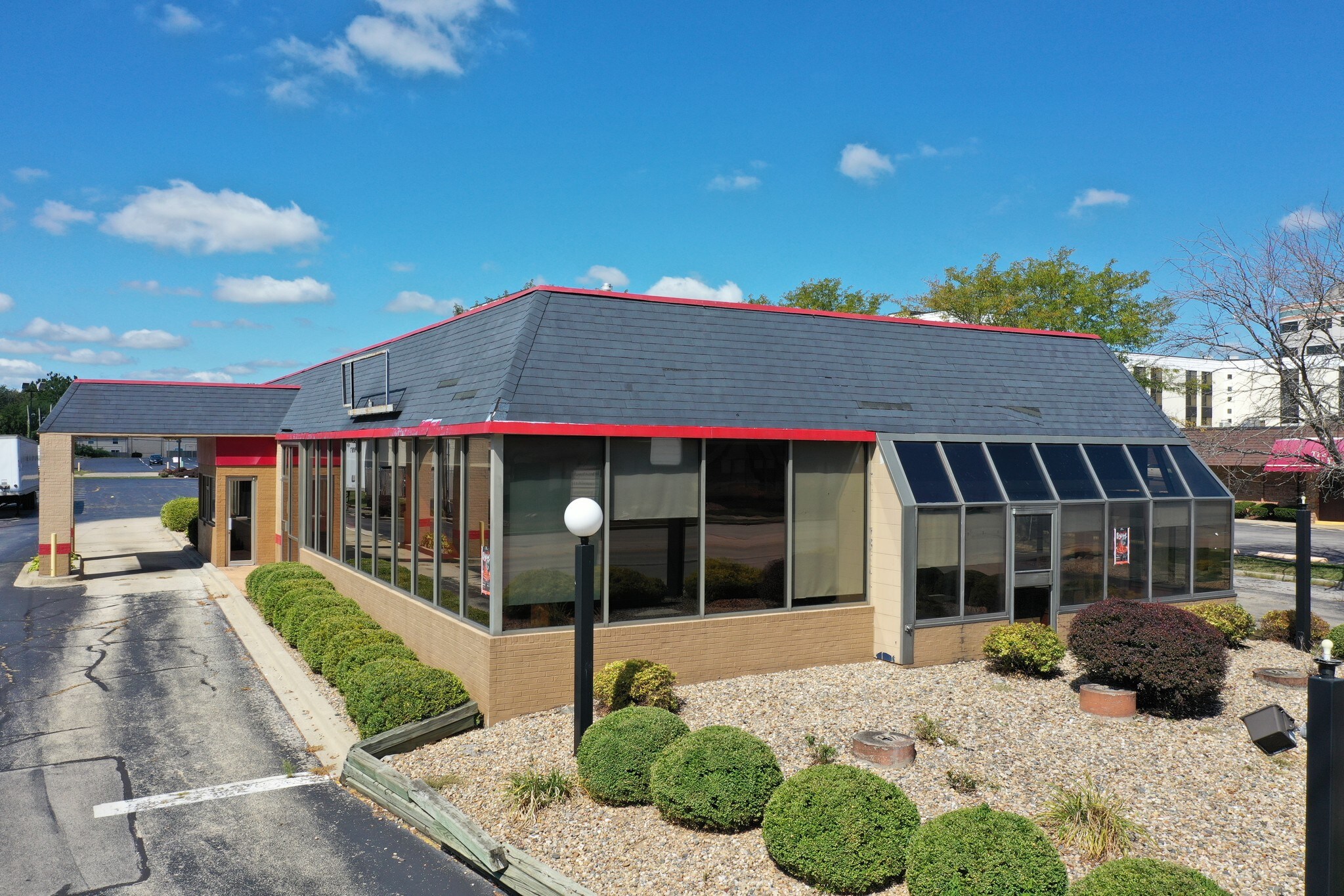 1703 S Neil St, Champaign, IL for sale Building Photo- Image 1 of 1