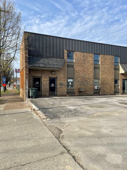 2441 S Broad St, Chattanooga, TN for lease - Building Photo - Image 1 of 4