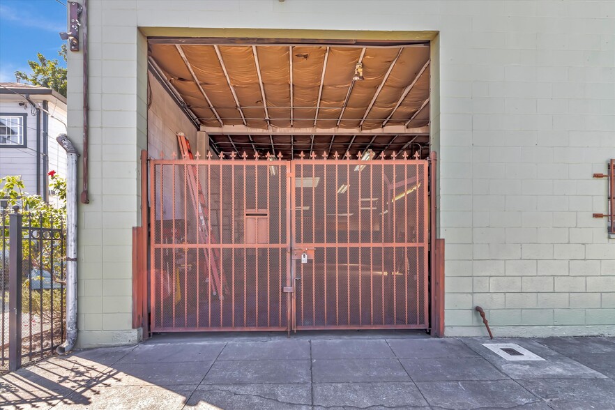 954 86th Ave, Oakland, CA for sale - Building Photo - Image 2 of 42