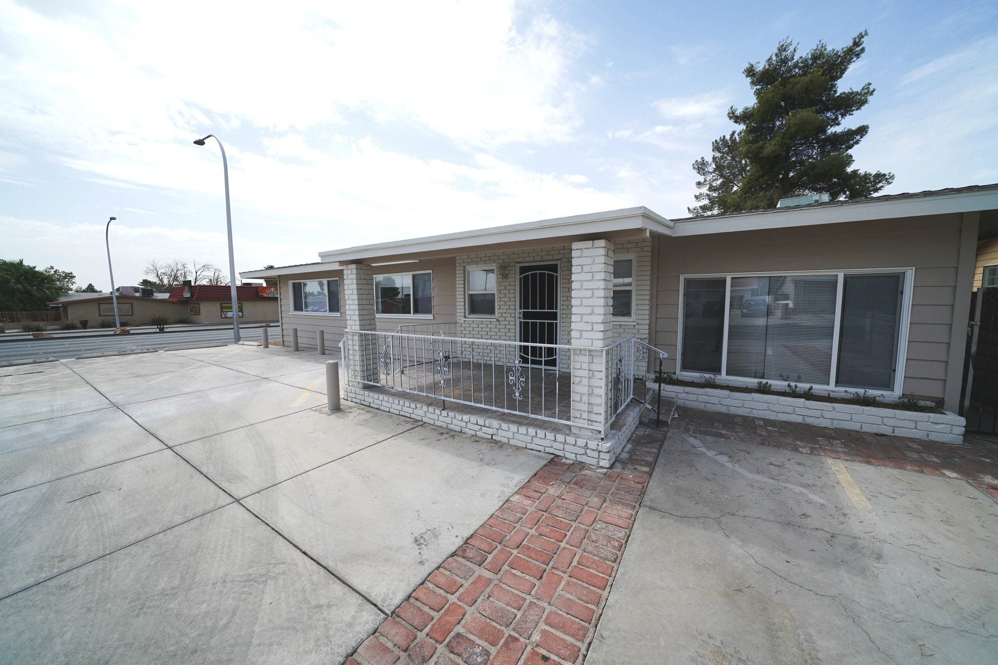 1204 S Eastern Ave, Las Vegas, NV for sale Primary Photo- Image 1 of 27