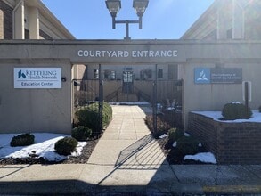 1251 E Dorothy Ln, Kettering, OH for lease Building Photo- Image 2 of 5