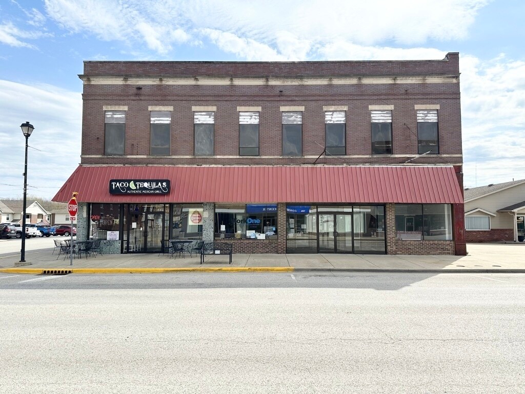 300 S Main St, Clinton, IN for sale Primary Photo- Image 1 of 1