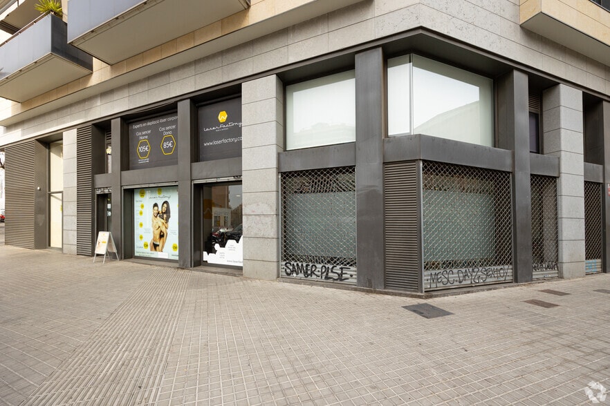 Carrer de la Marina, 102, Barcelona, Barcelona for sale - Building Photo - Image 1 of 4