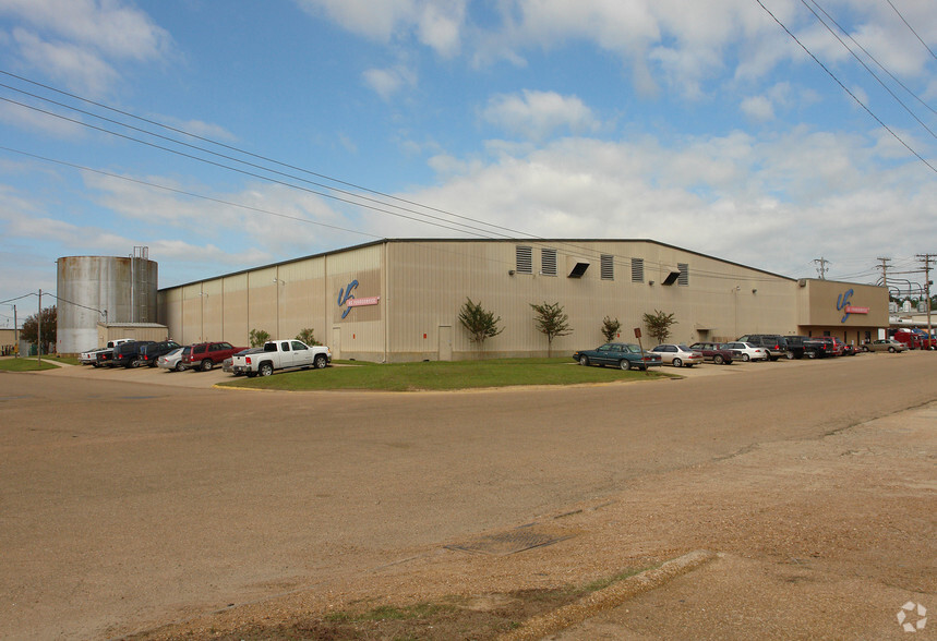 1125 Weems St, Jackson, MS for lease - Building Photo - Image 1 of 8