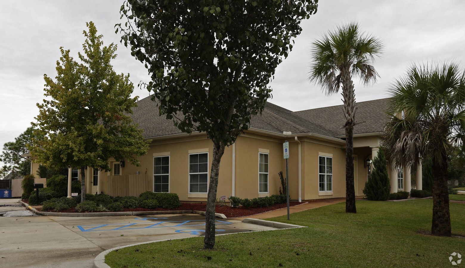 330 Oak Harbor Blvd, Slidell, LA 70458