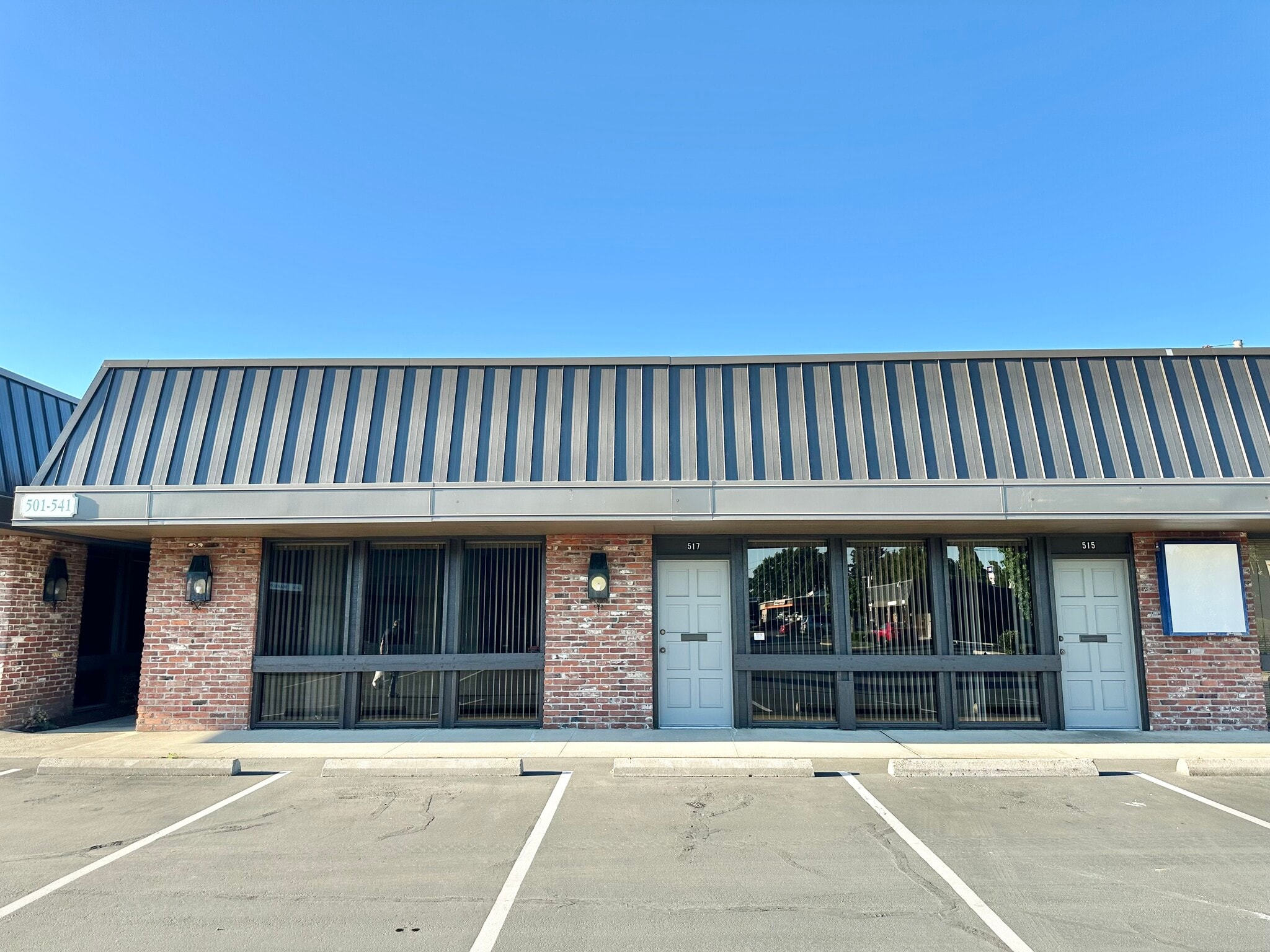 3000 Market St NE, Salem, OR for lease Interior Photo- Image 1 of 15