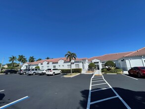 8391-8397 W Oakland Park Blvd, Sunrise, FL for lease Building Photo- Image 2 of 8