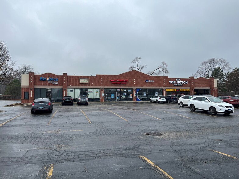 13400-13450 Ridgeland Ave, Palos Heights, IL for lease - Building Photo - Image 2 of 8