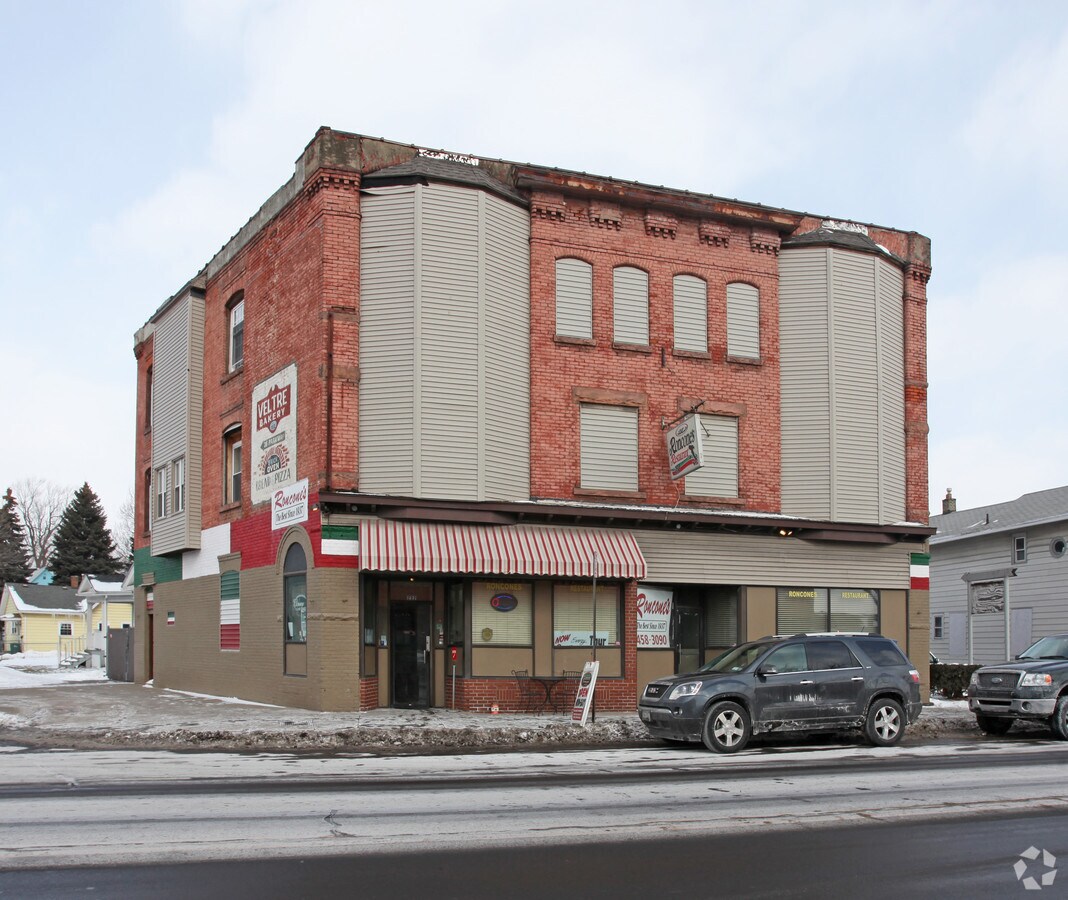 230232 Lyell Ave, Rochester, NY 14608