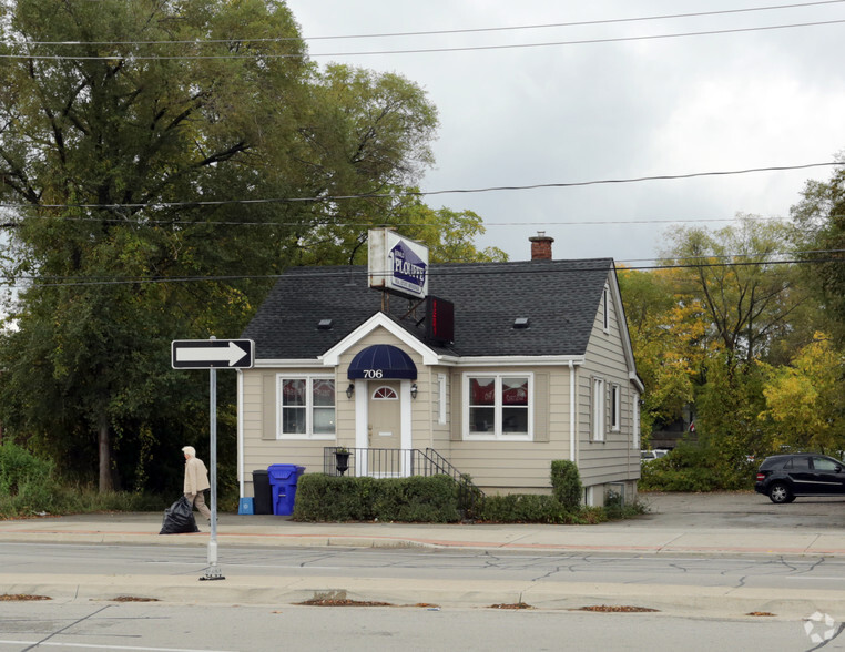 706 Guelph Line, Burlington, ON for sale - Primary Photo - Image 1 of 2