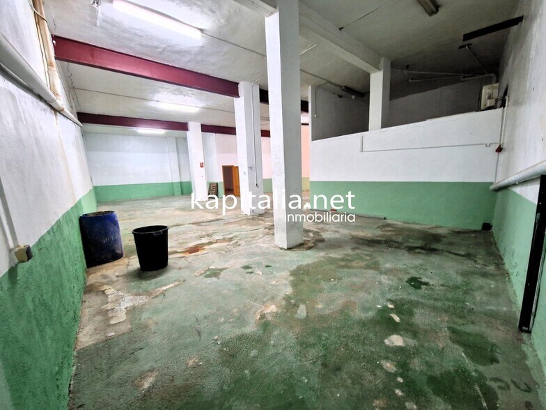Industrial in València, Valencia for sale - Building Photo - Image 3 of 14